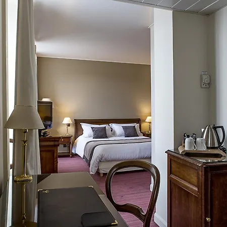 Western Grand De Bordeaux Hotell 3*